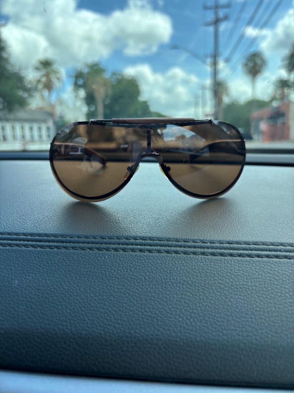 Gucci aviator sunglasses authentic